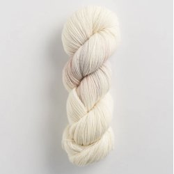 Multicolor garn nr. 1 sart rosa