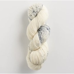 Multicolor garn nr. 4 prikket bl