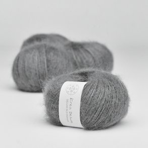 Deluxe Silk Mohair garn 20g. nr. 50 mrkegr