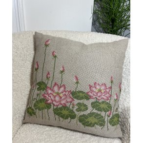 Pink Lotus Flowers - pude - broderi